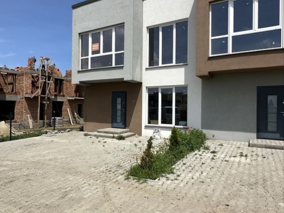 Продаж; Таун-хаус; Чернівці; ремонт (опис); Черновцы