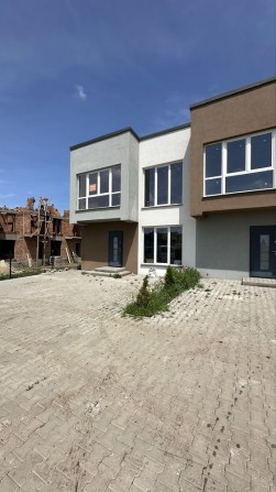 Готовий таун-хауз в 5-ти хв. від ТРЦ Депот, МІСЬКІ комунікації! - фото 1