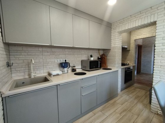 Продаж гарної частини будинку в комфортному р-ні Сєдова. Новинка! Черкаси