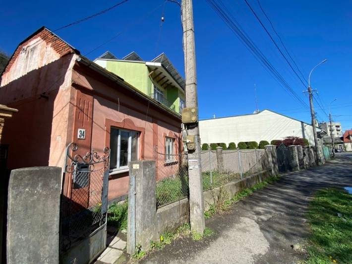 Частина будинку в центрі міста - фото 1