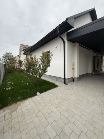 Продаж будинку в центрі! - фото 1