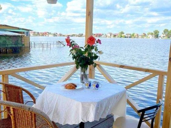 Продам двоповерховий будинок для відпочинку на другому причалі. Черкаси