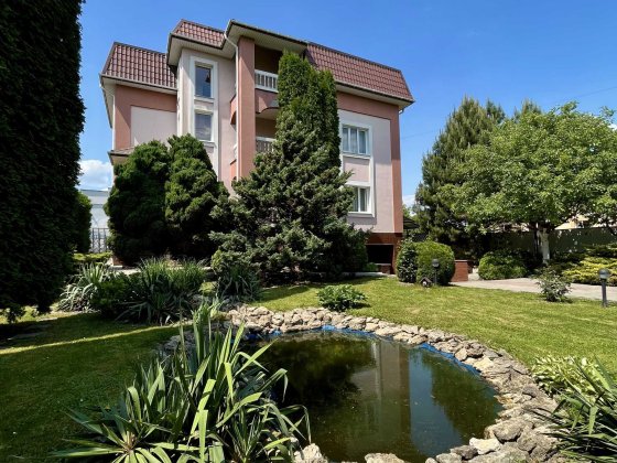 Добротний житловий  будинок  в  районі Золотіїв     165000 Рівне