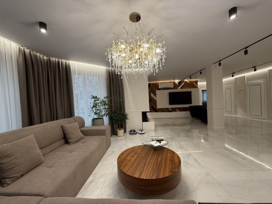 Продається будинок та SPA / Чернівці Чернівці