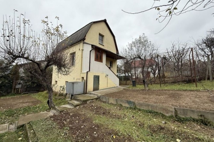 Продаж дачного будинку в м. Ужгород, Радісна - фото 1