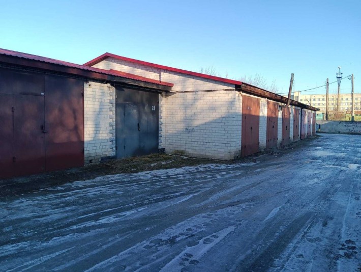 Гараж цегляний, площа 23,1 м. кв., м.Рівне біля гіпермаркету Хатка - фото 1