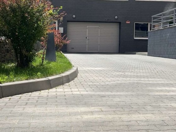 Продається паркомісце (гараж) вул. Рівненська Черновцы