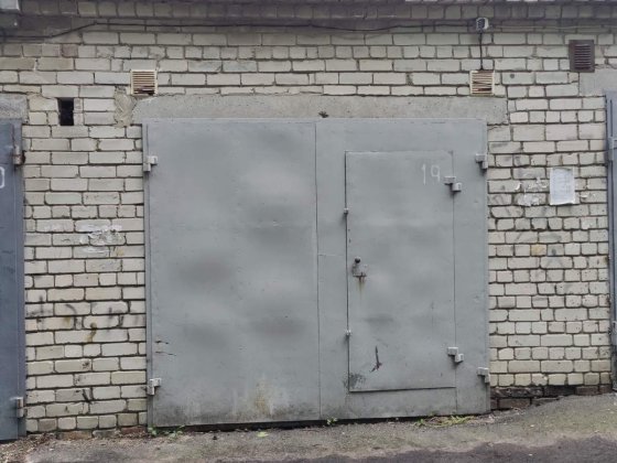 Продам капітальний гараж в центрі, 5хв від Площі,вул. Хлібопекарська Чернигов