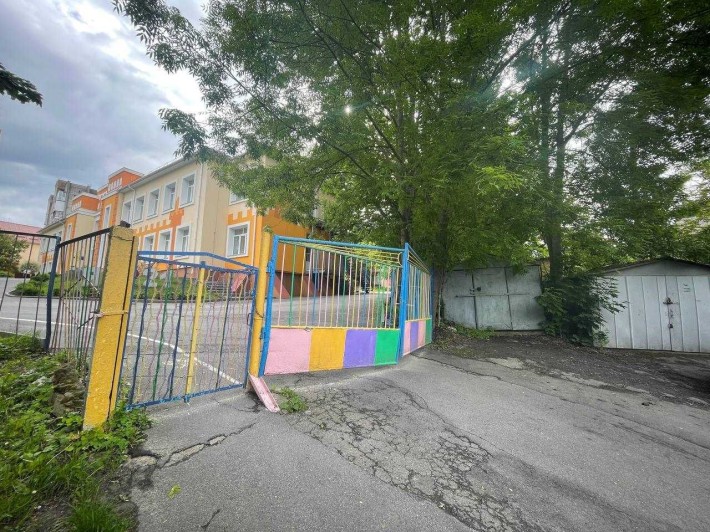 Продаж окремого гаража під легкове авто на вул. Князя Володимира! - фото 1