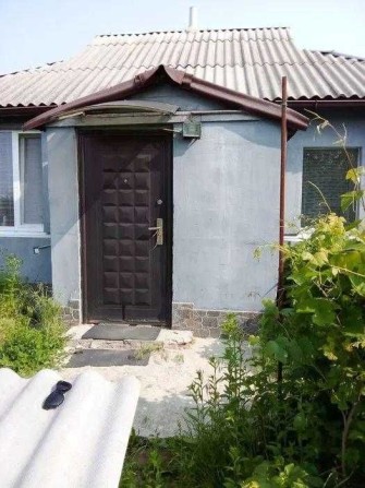 У продажу окремий будинок в передмісті - фото 1