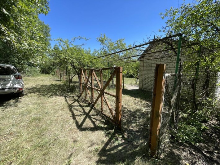 Продам неприватизований учаток з будинком - фото 1