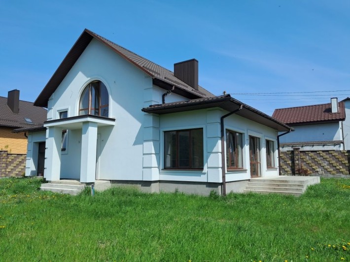 Продам будинок з внутрішніми роботами! - фото 1