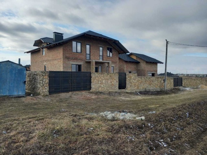 Продам будинок із хозблоком - фото 1