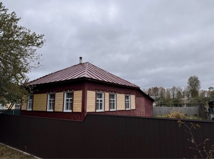 Продаж будинку близько центру міста - фото 1