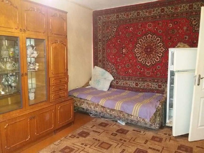 Оренда кімнати вул. Чехова (без комун послуг). Оплата за 1 міс - фото 1
