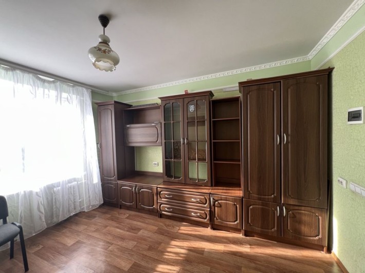 Оренда кімнати в гуртожитку - фото 1