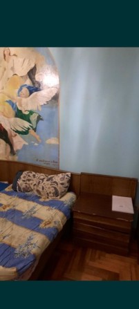 Сдам комнату в трёхкомнатной квартире - фото 1