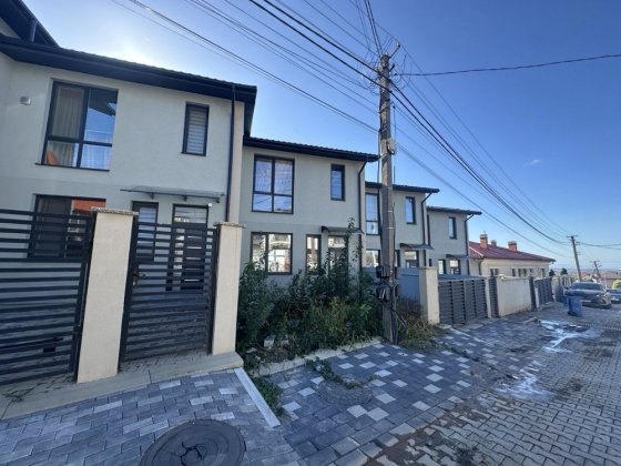 Продаж/Танхаус/Червениця/94м2/800$м2 Ужгород