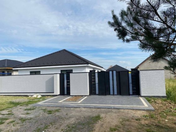 Продається гарний будинок! Ужгород