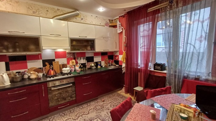 Продаж гарного будинку 156м2, 10 соток землі - фото 1