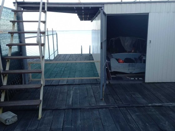 Причал з човном. Черкаси