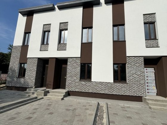 Продається стильний таунхаус у тихому центрі міста. Галина Черкаси