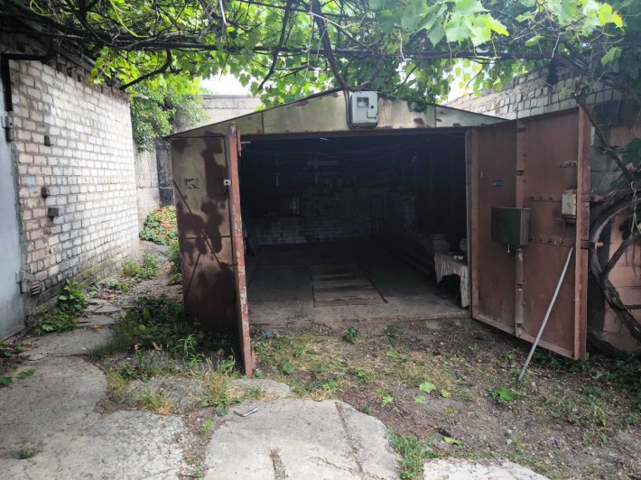Продам\Сдам Гараж на 1 Тополе - фото 1