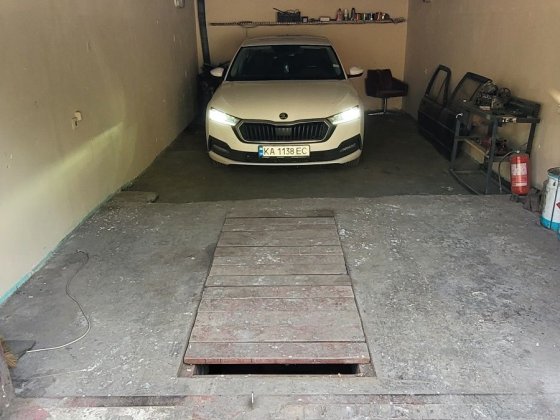 Продам Великий Капітальний Гараж Днепр