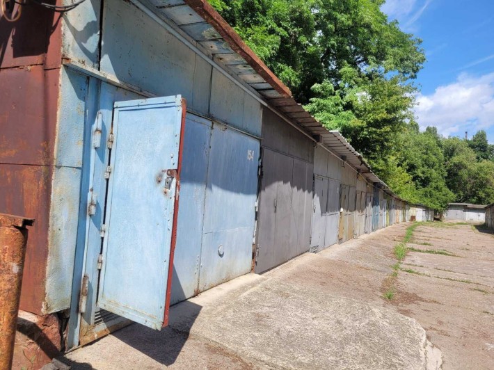 Продам гараж Шевченківський р-н ,гаражний кооператив "Криловський" - фото 1