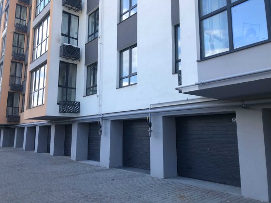 Продам гараж в ЖК Щасливий-2 Днепр