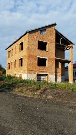 Продам будинок сирий у м. Зборів - фото 1