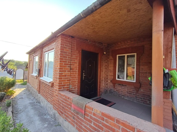 Продаю гарний будинок зі зручностями - фото 1