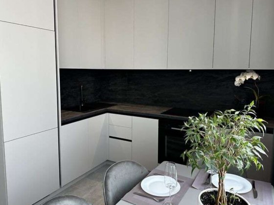 Продаж 3-к квартири вул. Братів Чибінєєвих 8/4г Киев