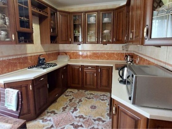 Оренда котеджу поруч зі ставочком та великою парковкою Хмельницкий