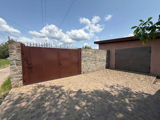 Оренда 4к будинку з гаражем на Карачунах Кривий Ріг