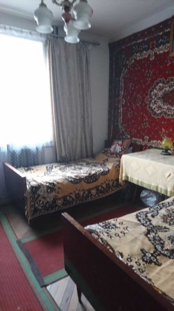Підселення в ізольовану кімнату 3-кімн.квартирі, вул. Панча - фото 1