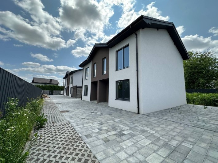 Продам котедж з ділянкою. Гідропарк - фото 1
