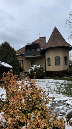 Будинок 2 поверхи від власника на 300 м² - фото 1