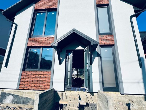 Продаж котеджа 5 хв від Г. Майдану Черновцы