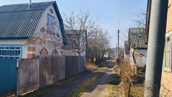 Дачний будинок СТ Октябрське, ділянка приватизована - фото 1
