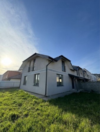 Продаж котеджа 140 м² - фото 1