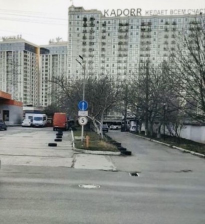 Продам крытое место на стоянке - фото 1