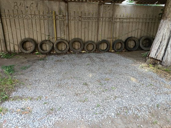 Продам паркоместо под навесом на Радостной Одеса