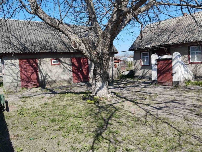 Продам полоину будинку Черкаси Білозір'я №278 - фото 1