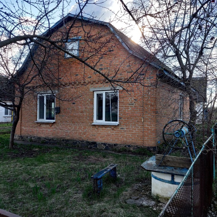 продається цегляний будинок можливо під виплату - фото 1