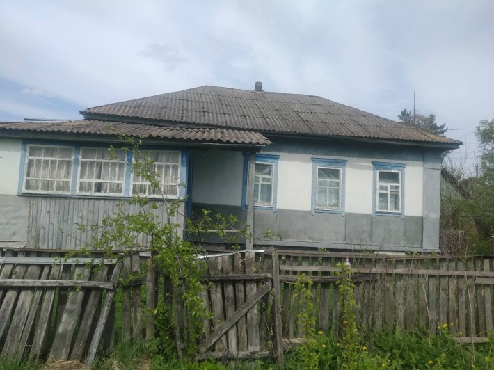 Будинок с Курінь Бахмацького р-ну Чернігівської обл - фото 1