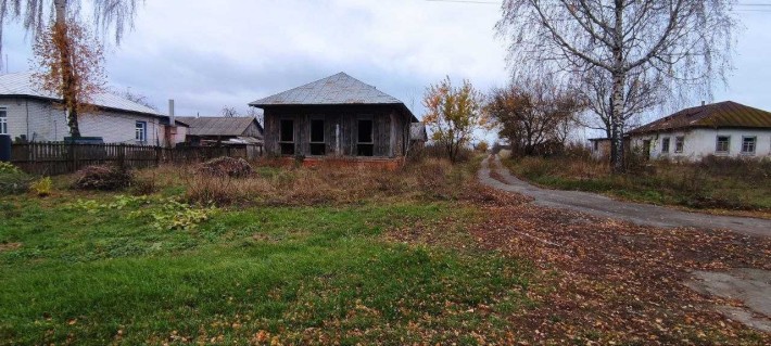 Продаж земельної ділянки з недобудованим будинком та гаражем. - фото 1