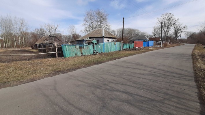Продається земельна ділянка з будинком - фото 1