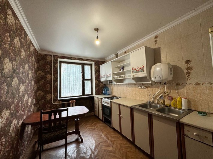 Сдам двухкомнатную квартиру, 2-й этаж, 2-а балкона, Черноморск - фото 1
