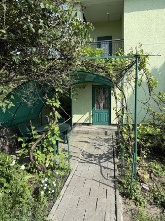 Здам в довгострокову оренду затишний приватний будинок від власника - фото 1
